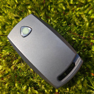 IMP Knife – MagnaCut – Titanium