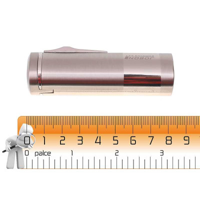 Luxury triple jet lighter