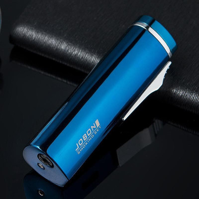Luxury triple jet lighter